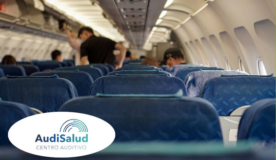 Consejos de AudiSalud para viajar en avión si usas audífonos